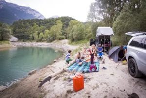 camping près de la rivière